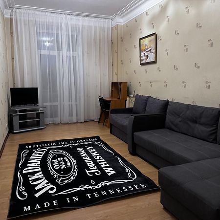 Apartments On Bolshaya Morskaya 65 Mykolaïv Extérieur photo
